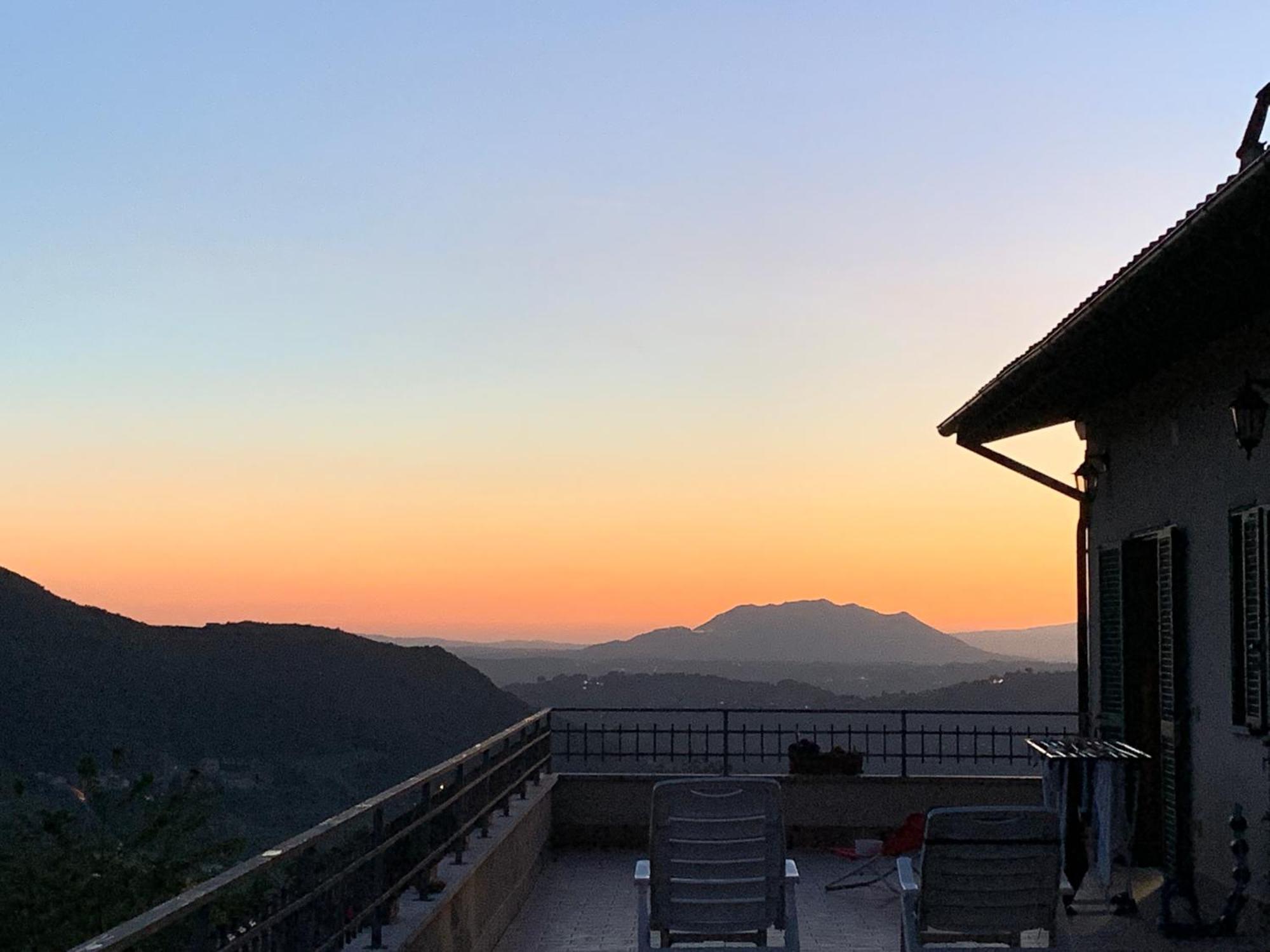 Agriturismo La Terrazza Su Farfa Castelnuovo di Farfa Exterior photo